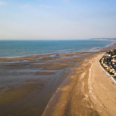 Apartment Les Marines 1 Et 2-7 By Interhome Cabourg Bagian luar foto
